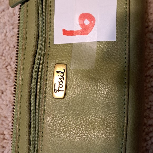 WALLET - Picture 1 of 1